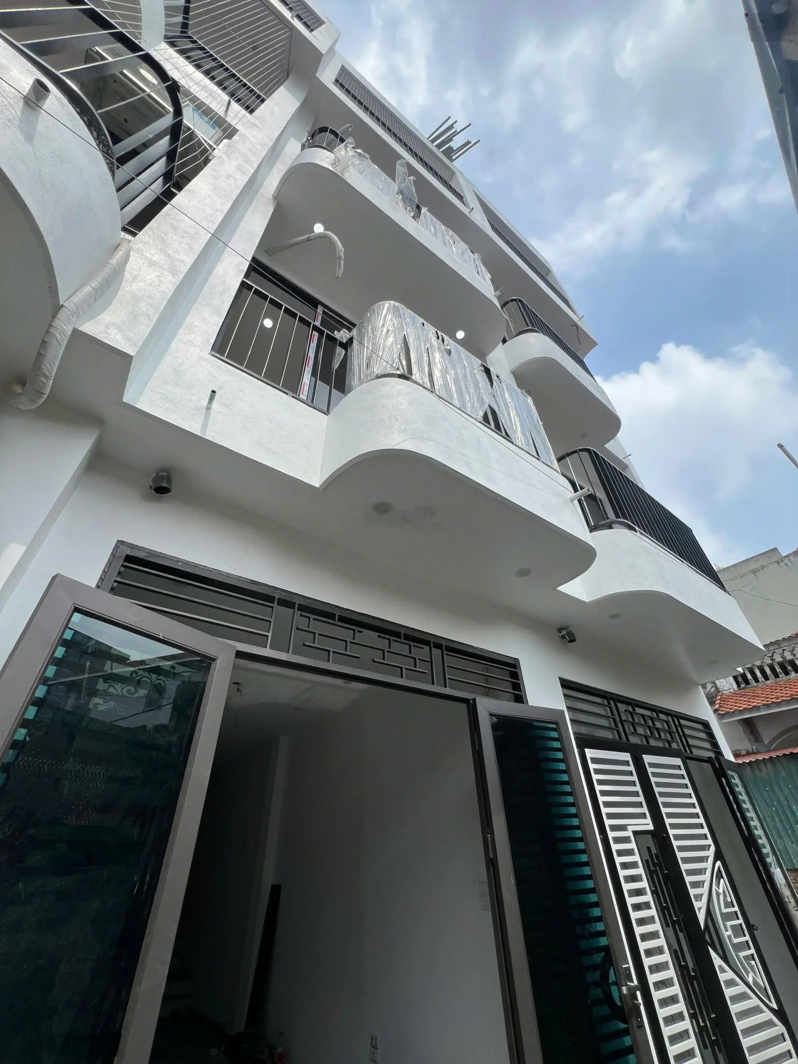 Bán nhà Đông La S: 32m2*4 tầng. Vị trí vàng cạnh Vành Đai 4 tiềm năng, giá rẻ nhất khu vực