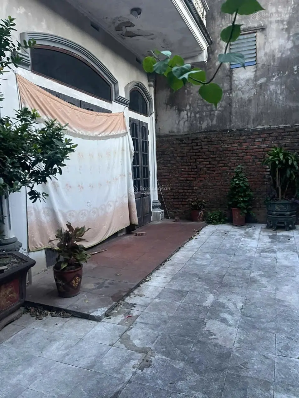 Bán đất tặng nhà 2 tầng trung tâm thành phố Ninh Bình