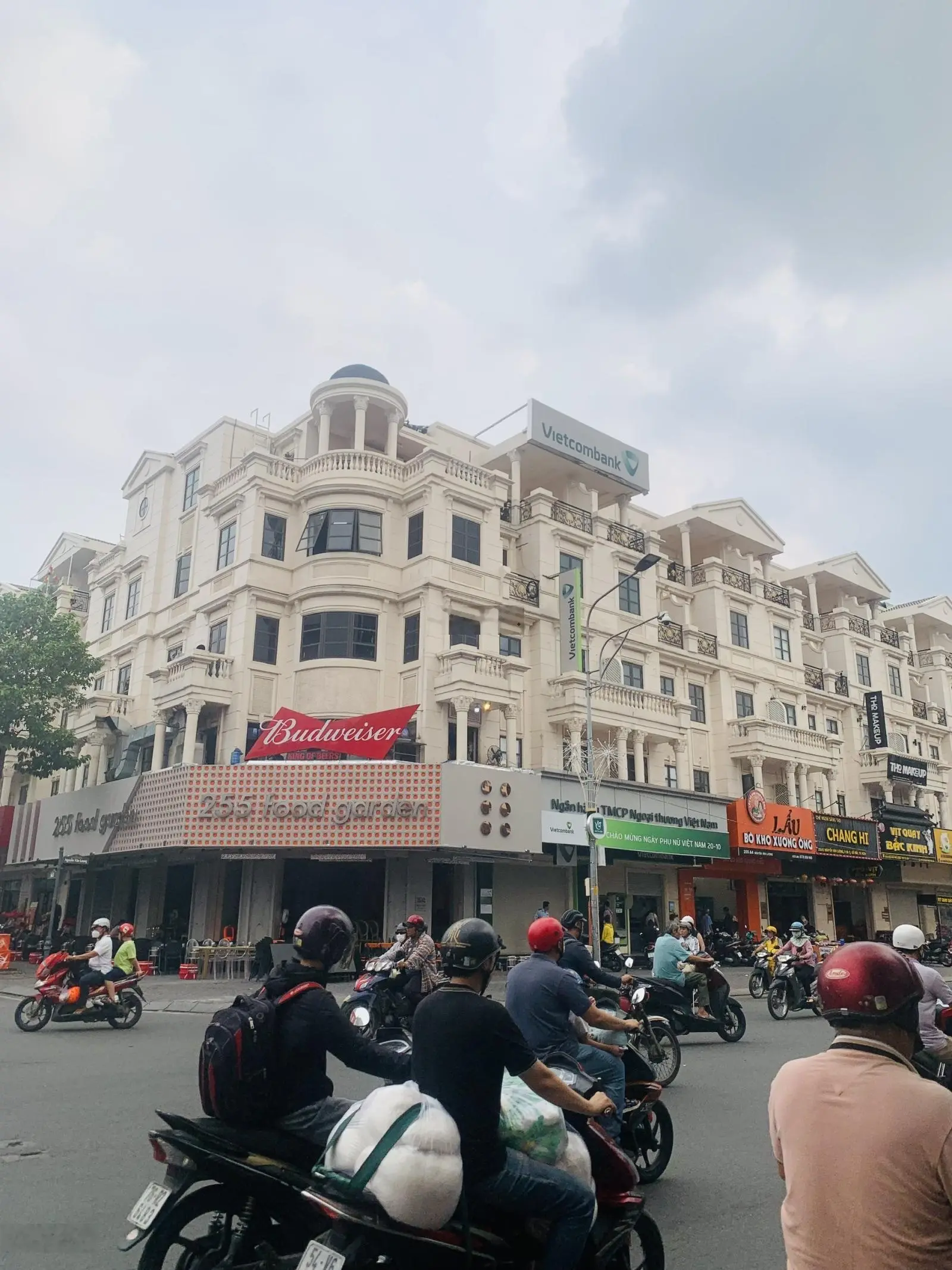 Căn góc 3 mặt tiền đối diện Lotte Mart Nguyễn Văn Lượng - 5 tầng + siêu thoáng mát - giá 9,8 tỷ TL