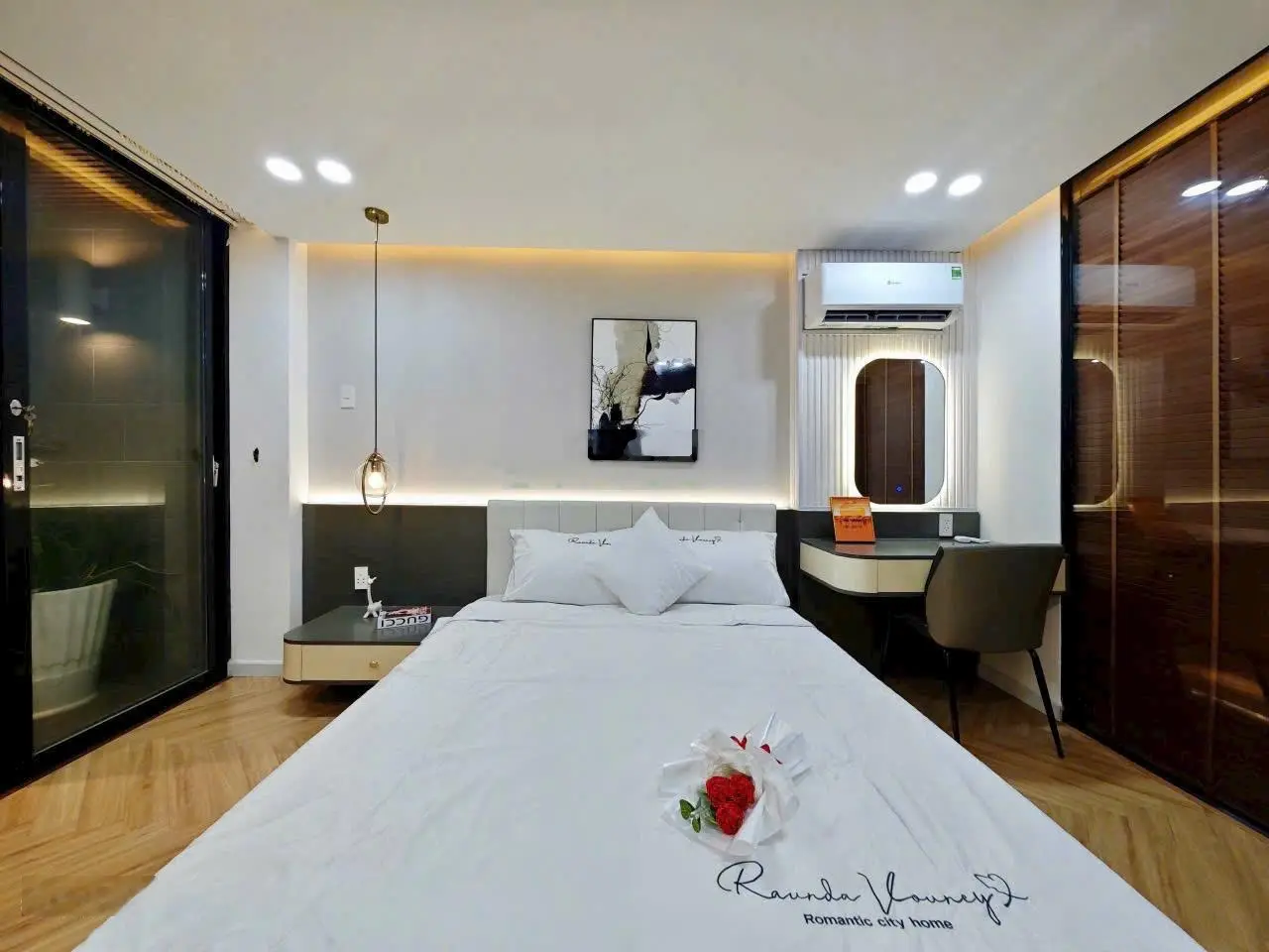 Căn duy nhất còn sót lại - khu VIP Đoàn Thị Điểm Thông Đường Hoa Phan Xích Long
