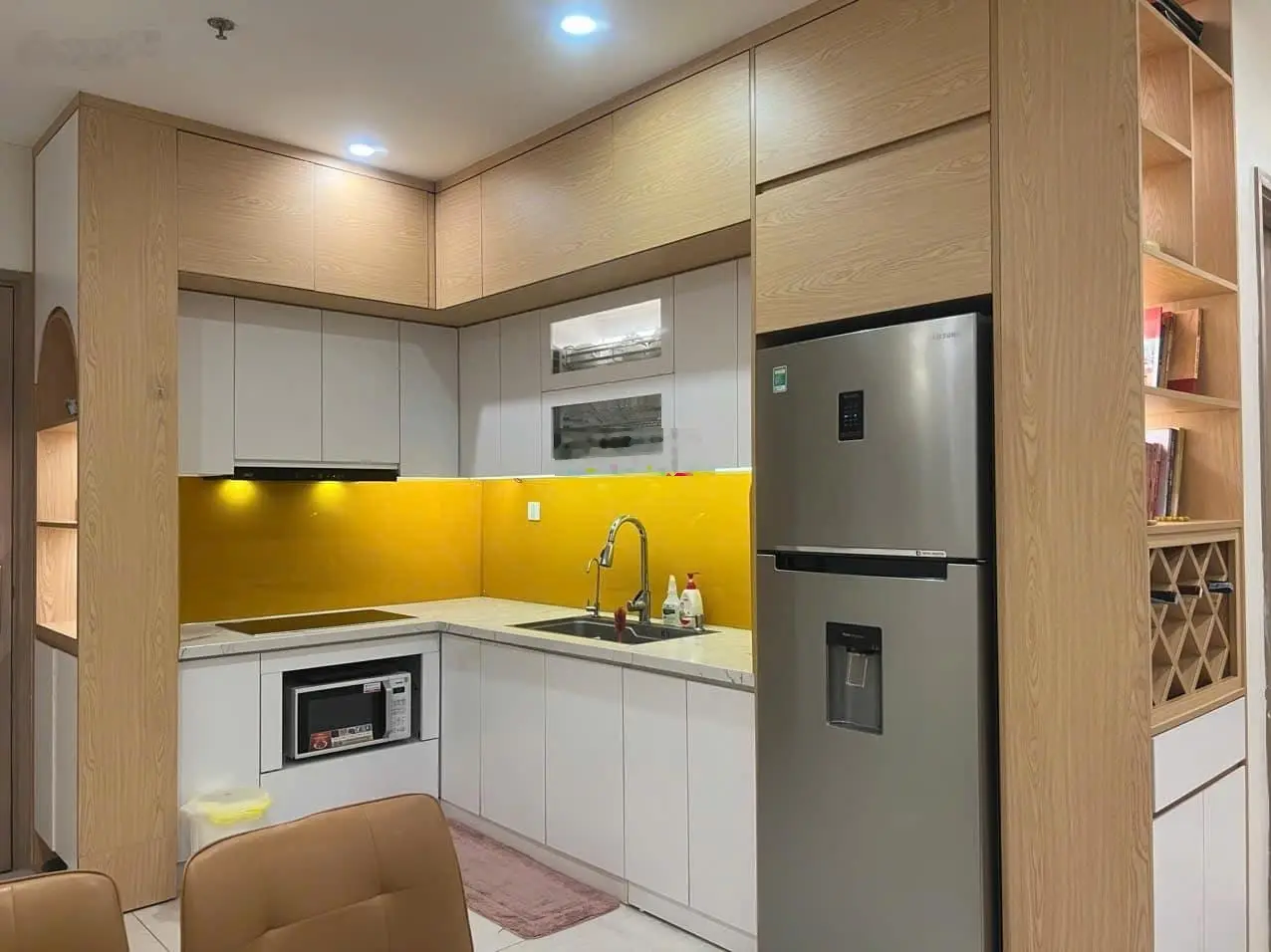 Chính chủ bán căn 3PN 75m2 tòa S402 Vinhomes Smart City Tây Mỗ full đồ sẵn sổ. Giá: 4,4 tỷ bao phí