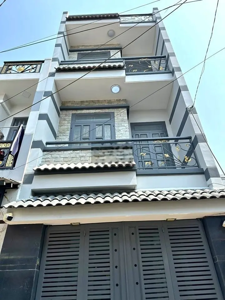 Nhà 3 Tấm - Sân thượng ngay Hồ Văn Long, Bình Tân, Giá: 2,58 Tỷ/TL
