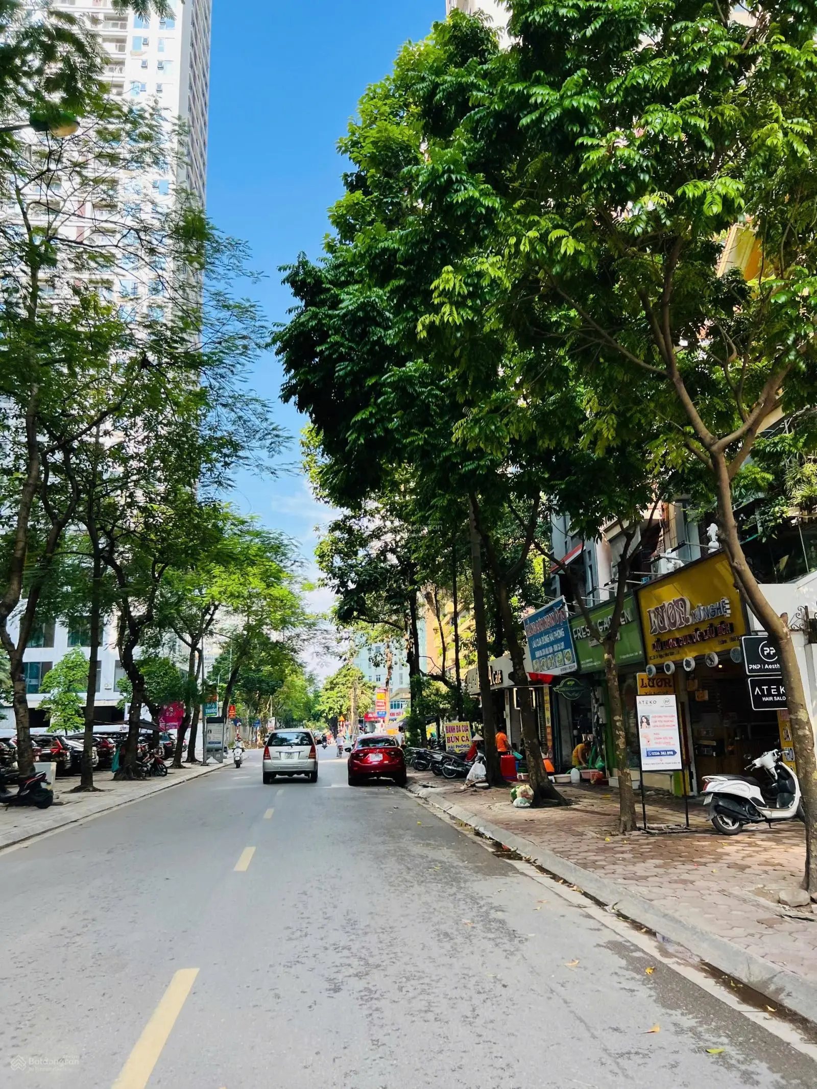 CC bán nhà hót nhất mặt phố Nguỵ Như Kom Tum, Đang cho thuê 220tr/th. S140m. 9T. MT 12,5m, Giá106Tỷ