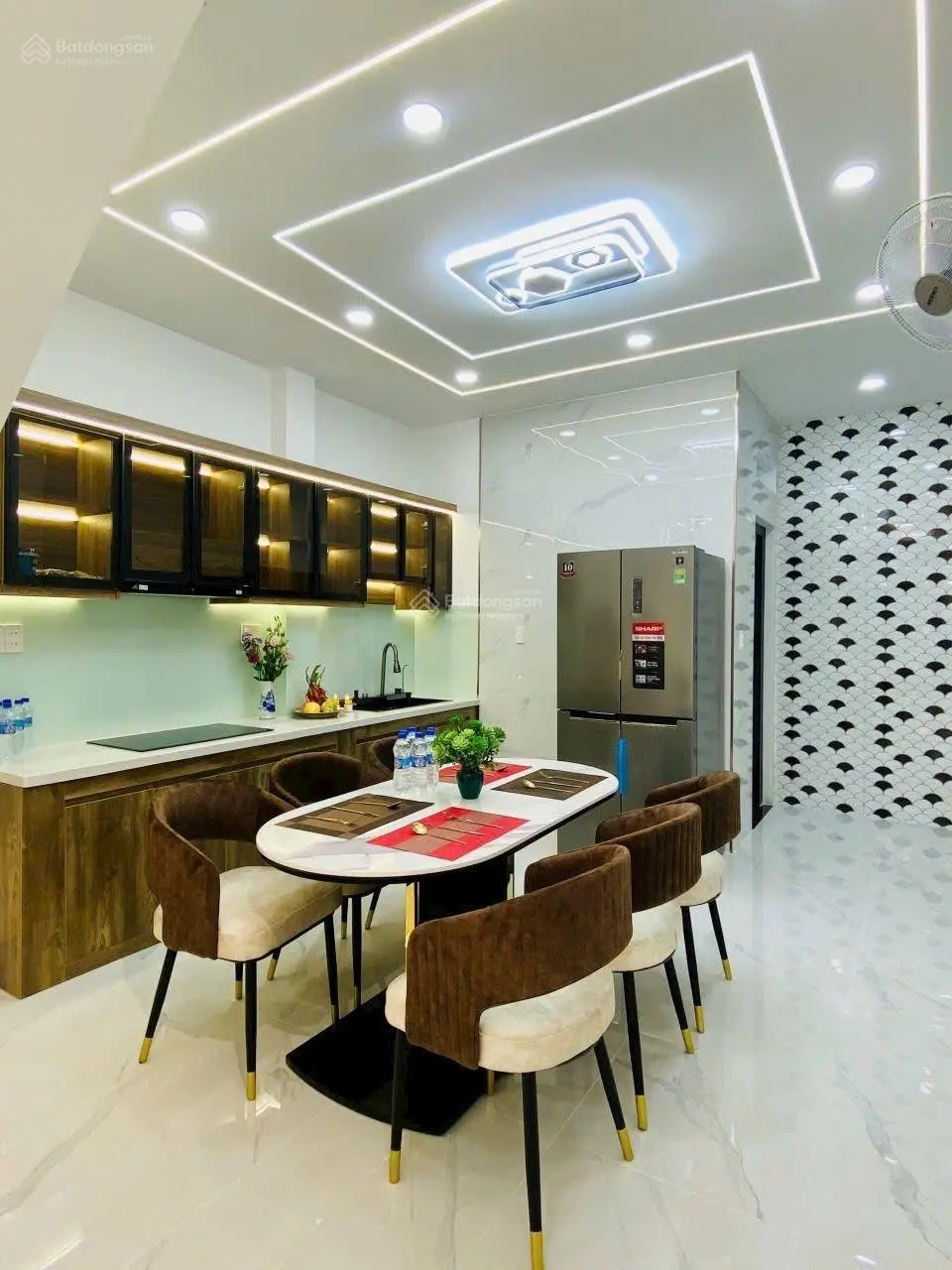 Bán nhà 4x15 trệt 2 lầu nội thất đầy đủ Nguyễn Văn Khối, giá 6,86 tỷ thương lượng