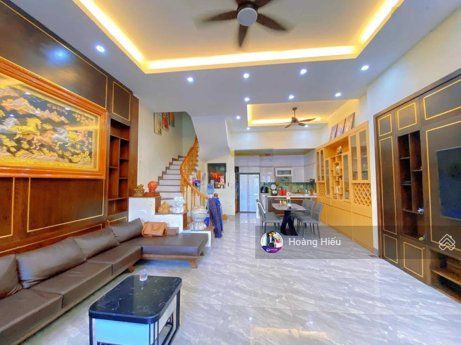 Tin thật, nhà thật, bán nhà đẹp quận Cầu Giấy 2 thoáng, tặng toàn bộ nội thất mới, 45m2, 5 tầng
