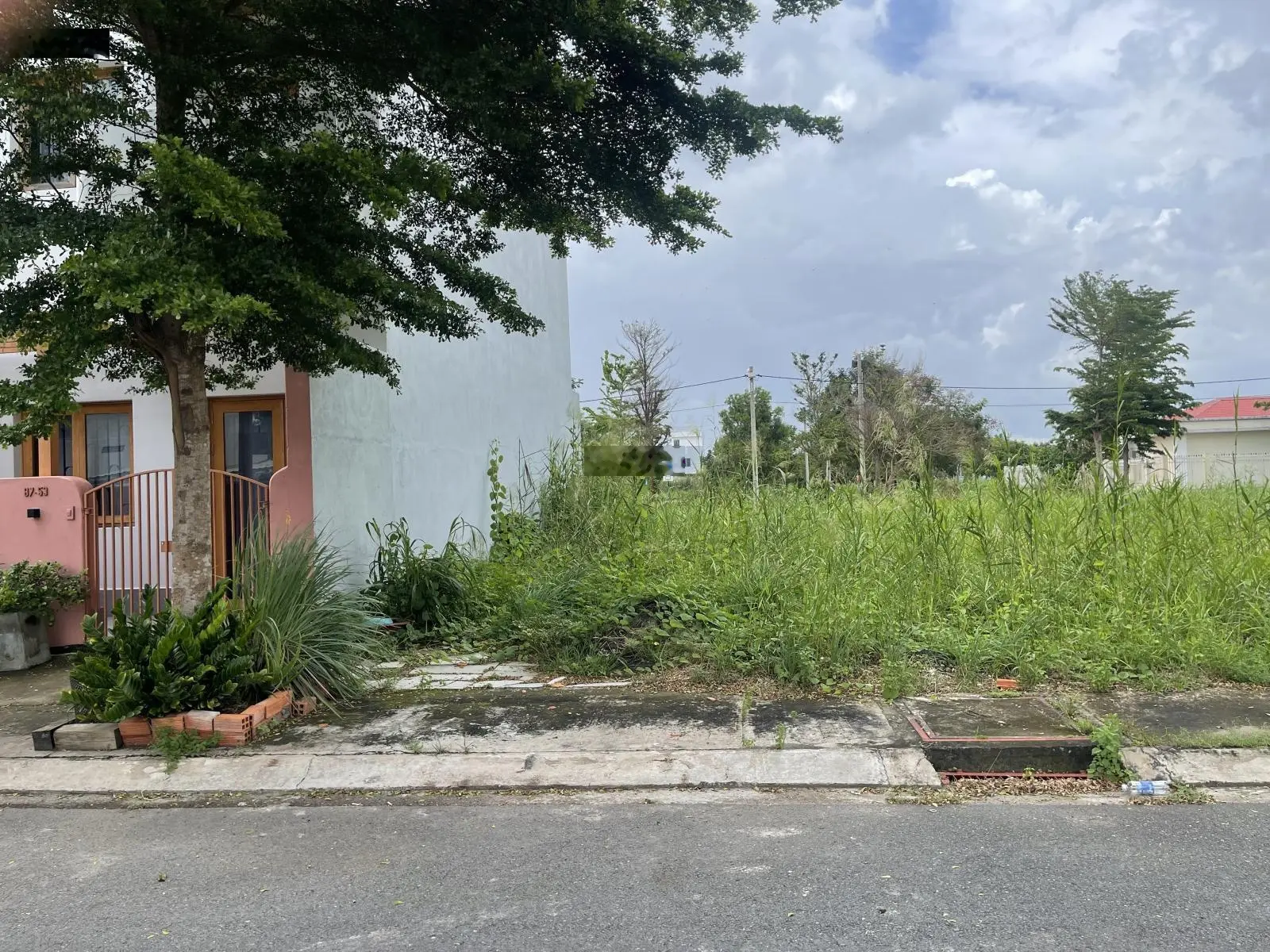 Giá cực tốt, 1 lô duy nhất, đường số 9 dự án Saigon Village, diện tích 80m2, giá chỉ 1tỉ8