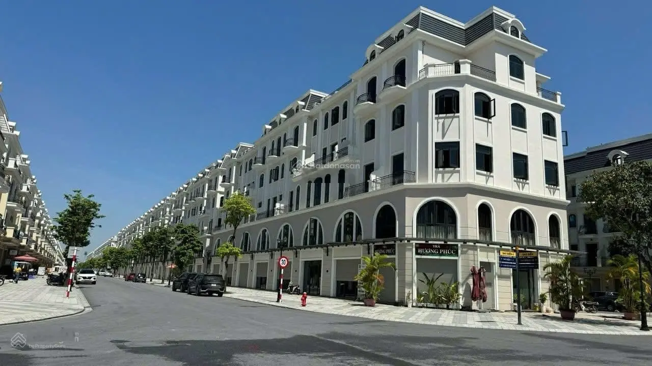Bán gấp Shophouse Sao Biển 6 tầng, 2 mặt tiền giáp 9 toà CC, Vincom công viên 7,5ha giá chỉ 18 tỷ