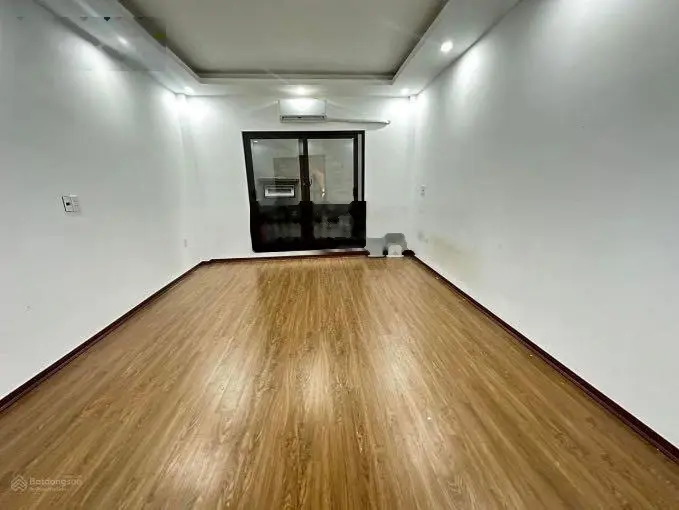 Bán nhà trung tâm mua sắm Thái Hà 43m2 x 7 tầng, Đống Đa, thang máy, mới tinh, ở ngay, nhỉnh 10 tỷ