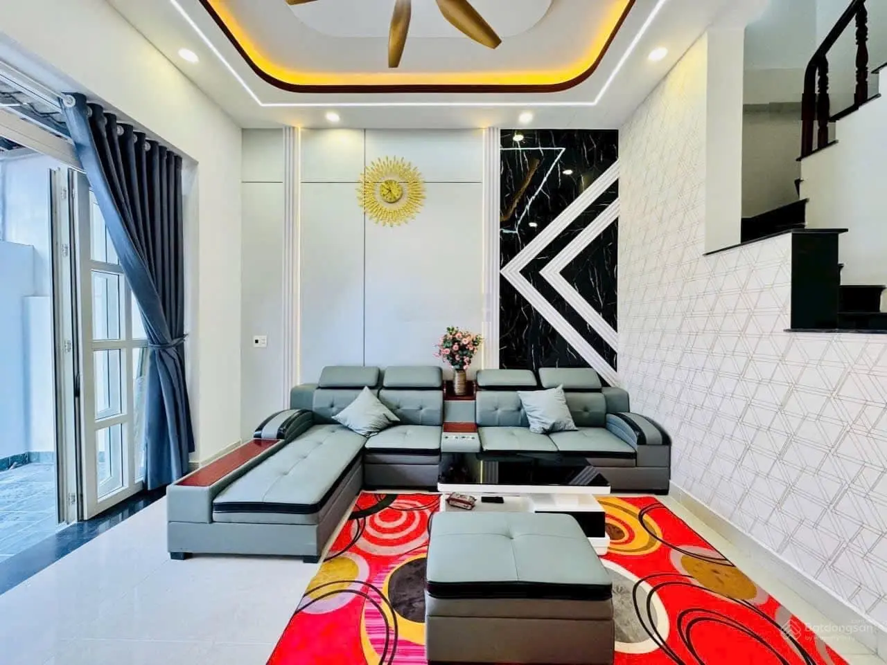Nhà đẹp 1 lầu đường thông gần chợ Thạnh Xuân