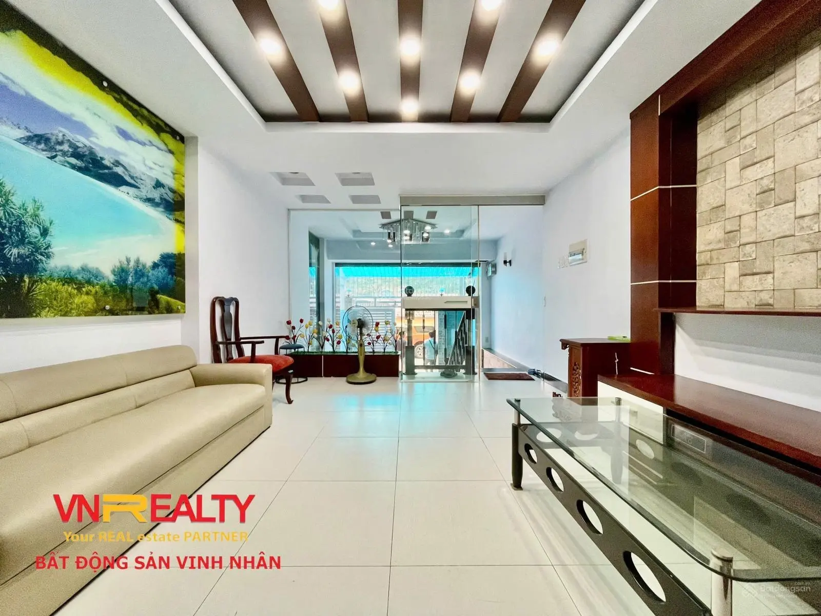 [15,5 tỷ TL]nắm chìa khóa duy nhất 01 căn nhà MT đg số Nguyễn Thị Thập hoàn công có tầng hầm full