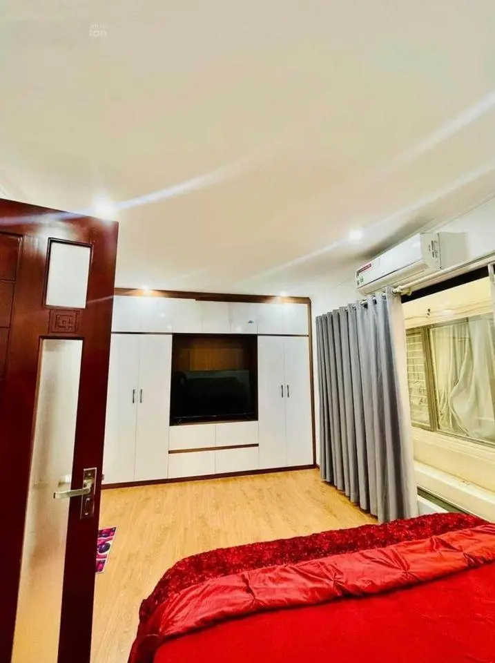 Cần tiền b.án gấp nhà lê quang đạo mỹ đình dt 46mx3t 4 ngủ 5.x tỷ 0968 999 *** em bính