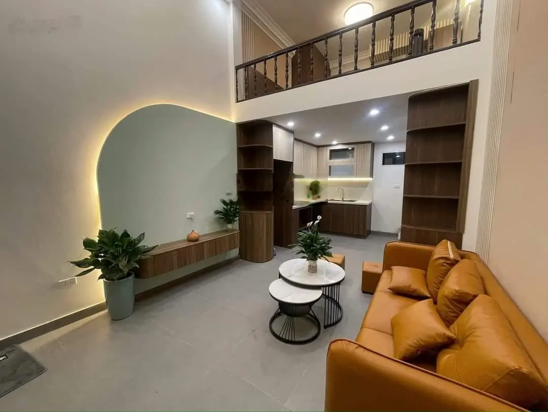 BÁN NHÀ TÔN ĐỨC THẮNG - ĐỐNG ĐA - GẦN PHỐ - NHÀ MỚI - FULL NỘI THẤT- 33M - 4T - MT4,5M - 5 TỶ NHỈNH