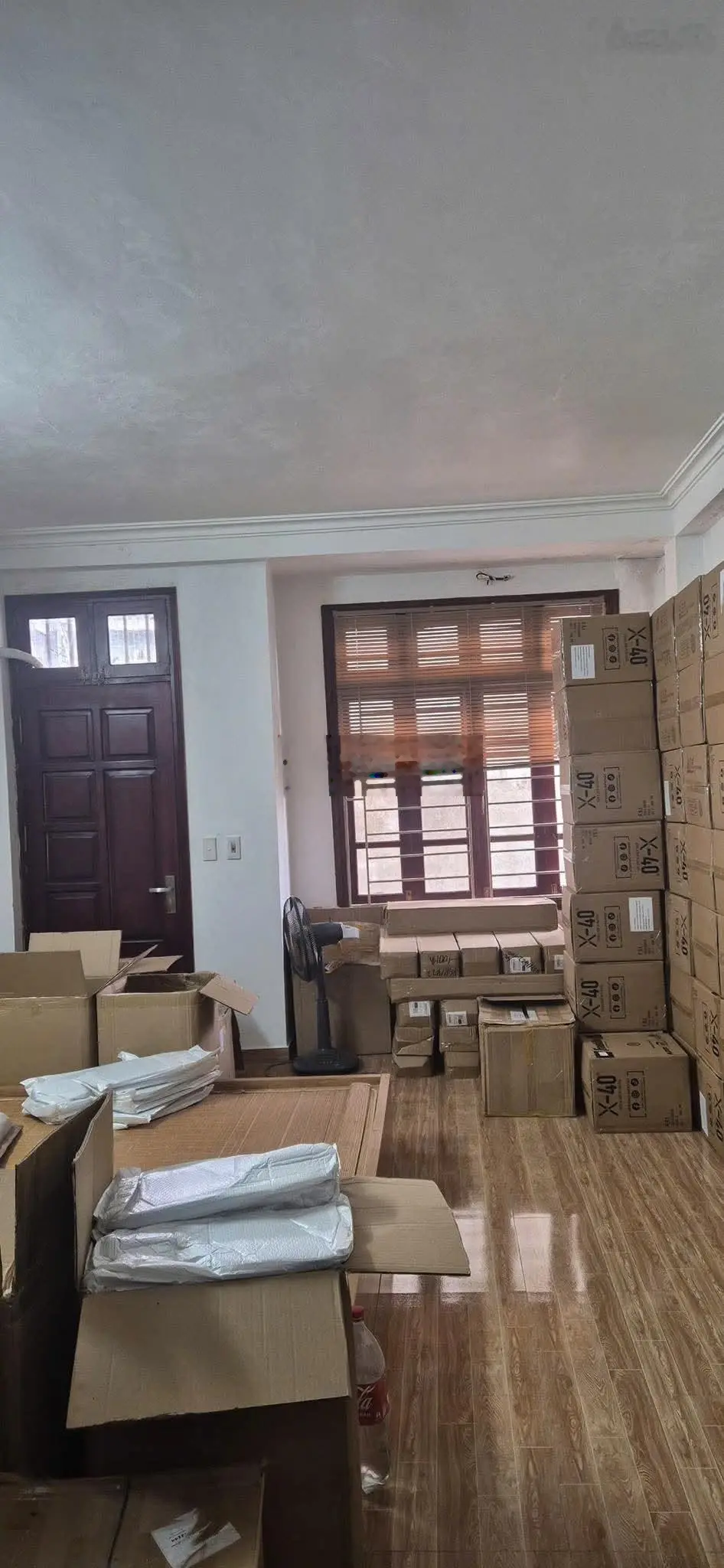 Nguyễn Chính, Hoàng Mai. DT 40m² x 5 tầng, MT 3,9m, giá 7,7 tỷ. Ô tô đỗ.