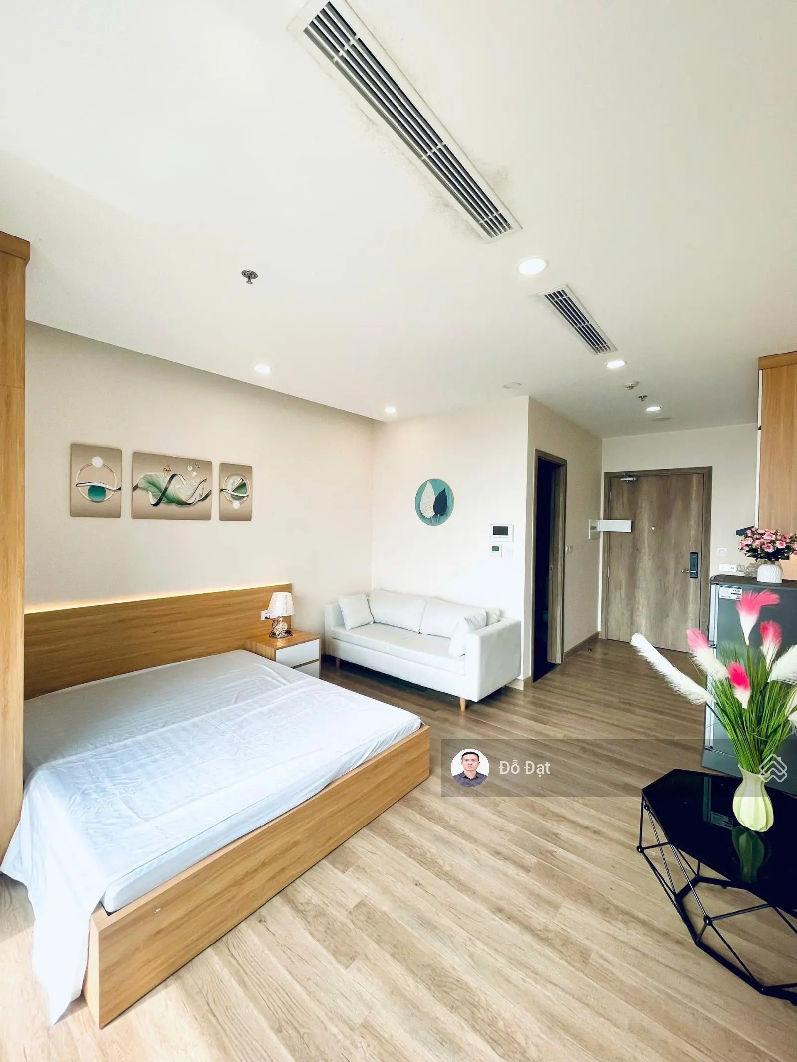 Bán căn hộ Studio mặt trước tòa Solforest. Nhà đủ đồ, đã có sổ. Giá 1.750 bao phí.