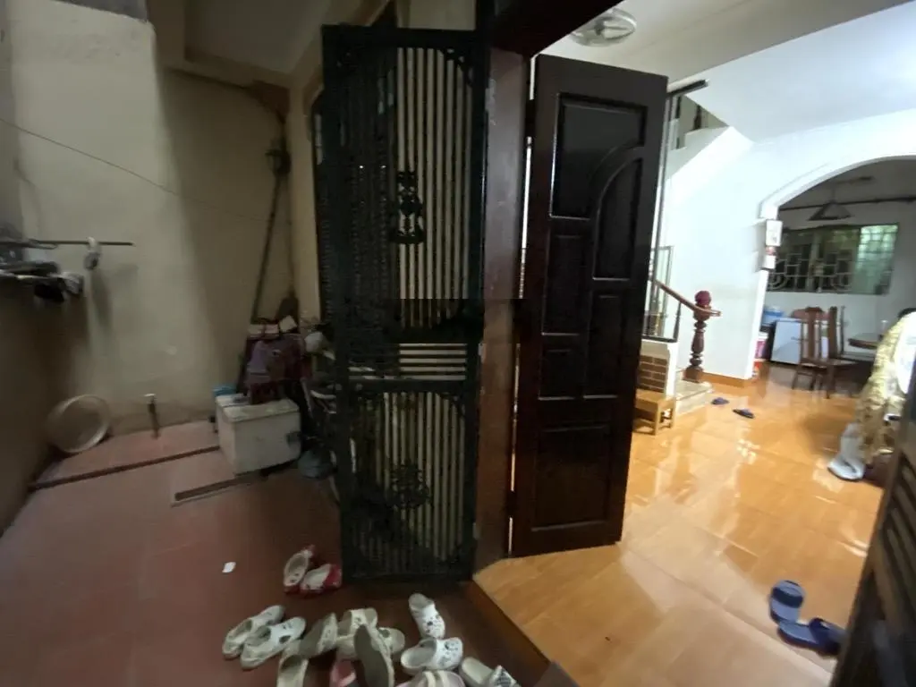 Bán Gấp Nhà, 52m2, Nguyễn Đổng Chi, Hàm Nghi, Cách Mặt Phố 50m Giá: 8,3 tỷ, LH: 0968 371 ***