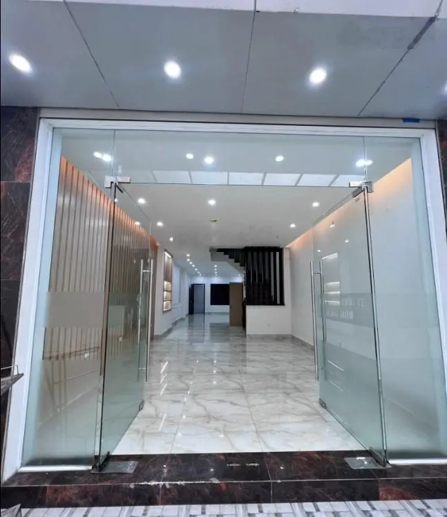 Bán Nhà Mặt Phố Ô Chợ Dừa, 125m2, 35 Tỷ, Vỉa Hè Ô Tô, KD Sầm Uất. LH 0904 161 ***