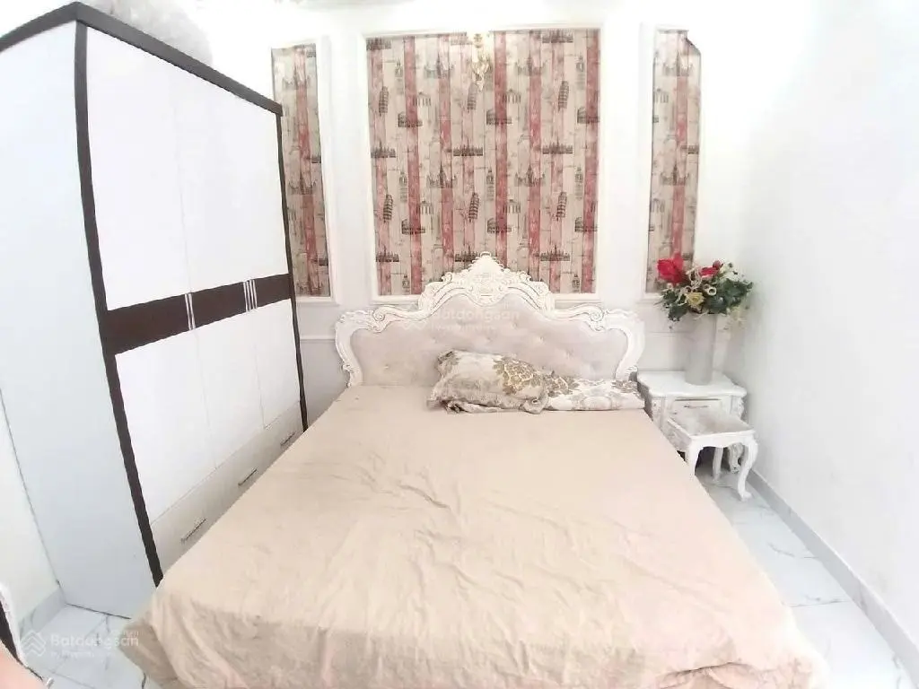 NHà mới đẹp, 1T3L, 62m2, (5,5x11,5) Ngay Phạm Văn Đồng , XH ngủ trong nhà, tặng nội thất, Sổ riêng
