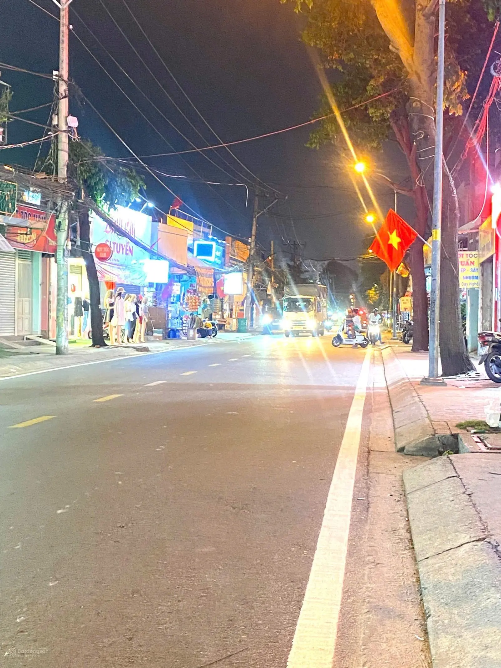 Bán nhà 3 Tầng Linh Đông, gần Phạm Văn Đồng 65m2 giá chỉ 4.73 tỷ ở ngay