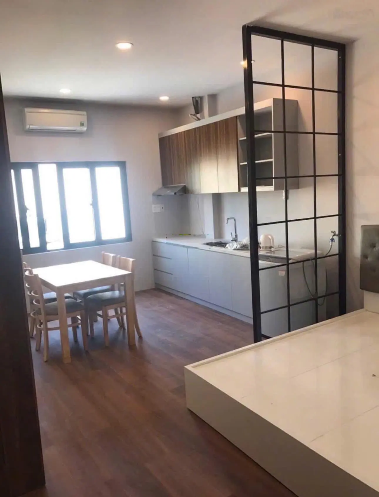 Bán toà nhà kiểu căn hộ mặt tiền đường Hoàng Hoa Thám gần Vincom Lê Thánh Tôn giá chỉ 25,5 tỷ