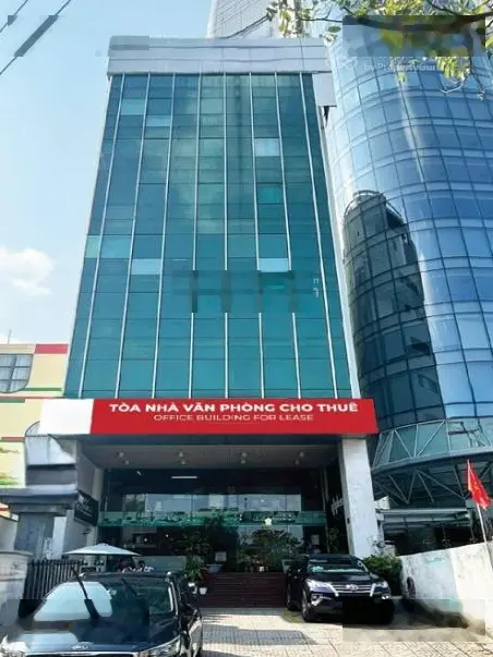 Tòa nhà văn phòng 9 tầng, sát đại học thương mại, quận Cầu Giấy, DT: ~100m2, MT: 6m. Nhỉnh 40 tỷ