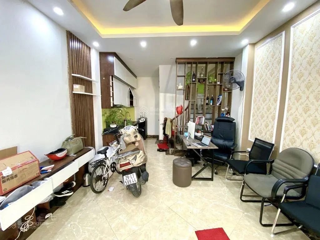 Nhà đẹp phố tây sơn - 3thoáng - 5tầng - gần ôtô - nhỉnh 8 tỷ