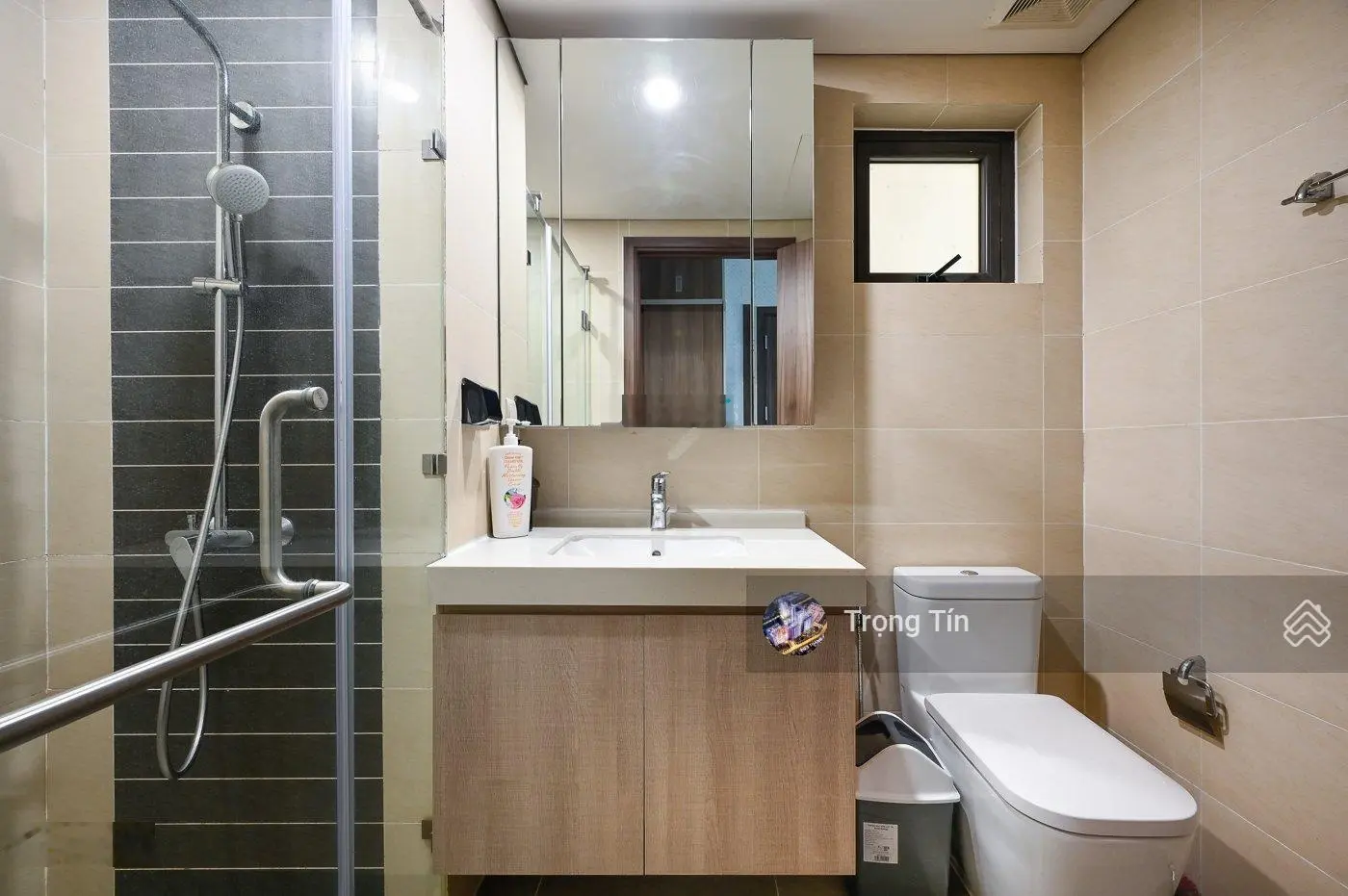 Kẹt tiền ngân hàng! Bán gấp căn hộ Hà Đô 1PN - 2PN - 3PN giá từ 5,3 tỷ, LH em Tín xem nhà 24/24