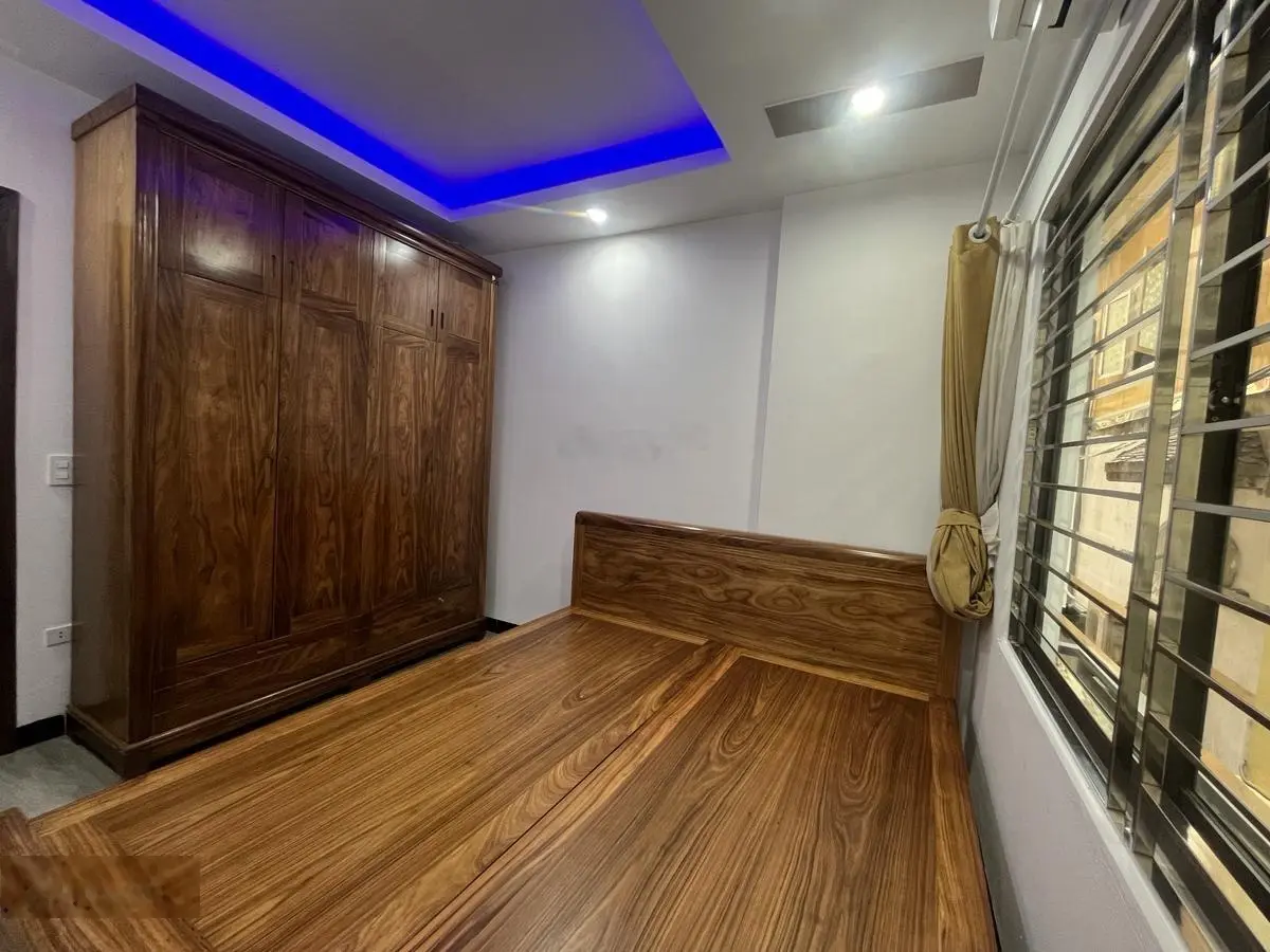 Nhà Đa Sỹ - 5 tầng xây mới - ngõ bàn cờ - ô tô qua - sổ đỏ cất két - không lỗi phong thuỷ