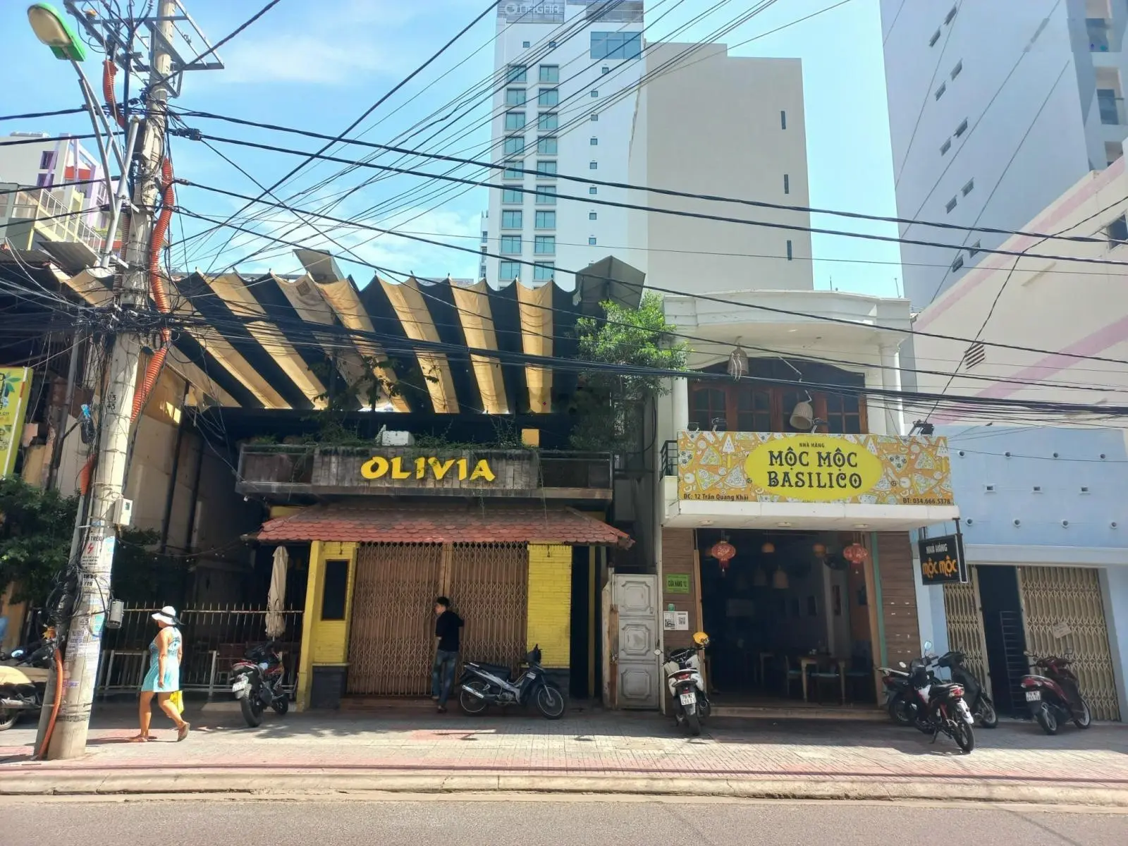 Bán nhà khu phố tây mặt tiền Trần Quang Khải cách biển chỉ 150m. LH 0898 368 ***
