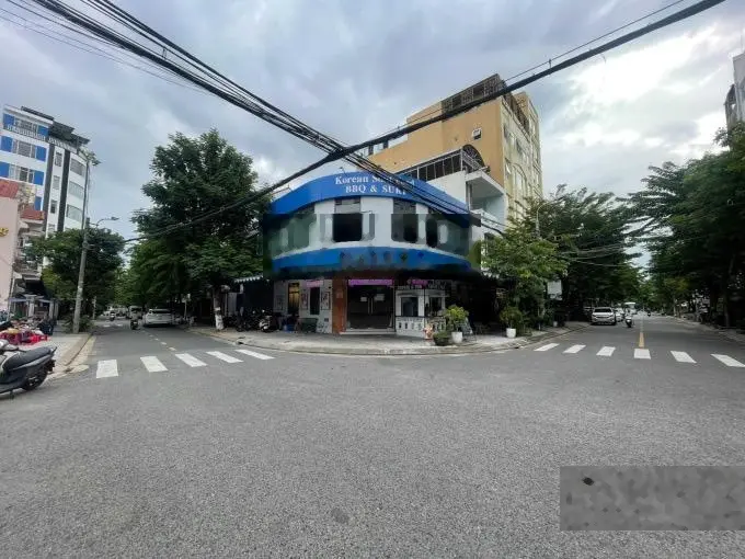 Giảm 2 tỷ bán lô gốc Dương Đình Nghệ 195m2 ngang 10m - hướng Đông, dòng tiền 25tr/tháng, gần biển