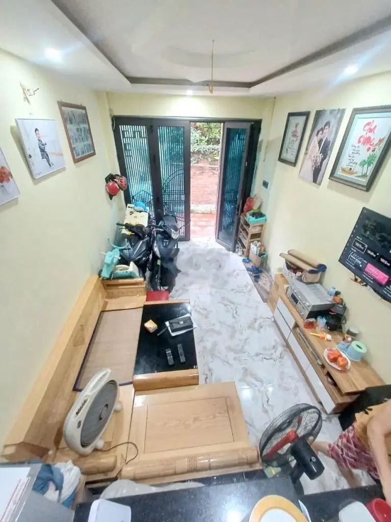 Cần bán gấp nhà phố Thụy Phương 38m2, 4T, lô góc, hơn 4 tỷ