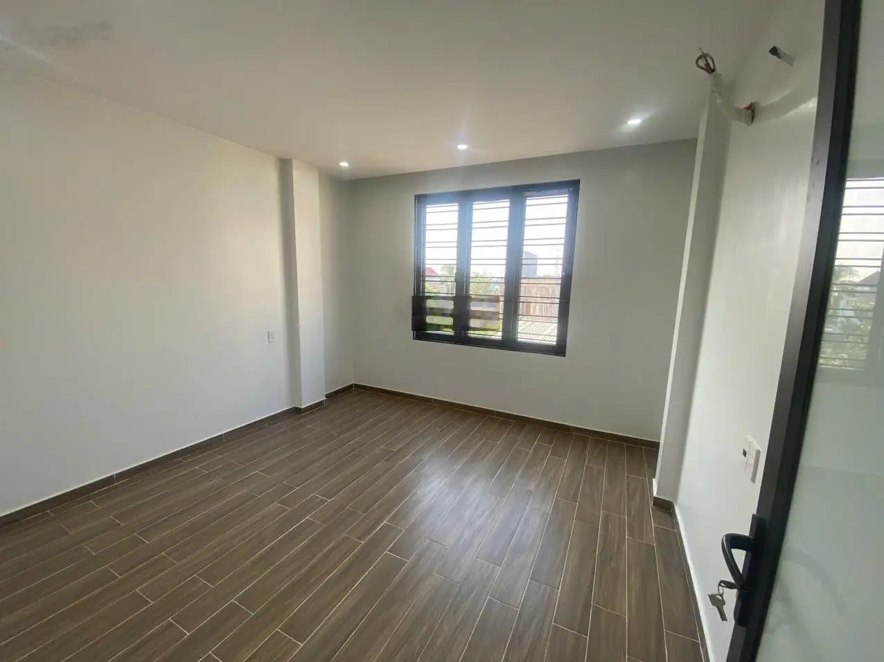 2.55 tỷ có nhà độc lập, 3,5 tầng, gara xe máy tại Cái Tắt - An Đồng - An Dương. Ngay ngã 6 Cơ Điện