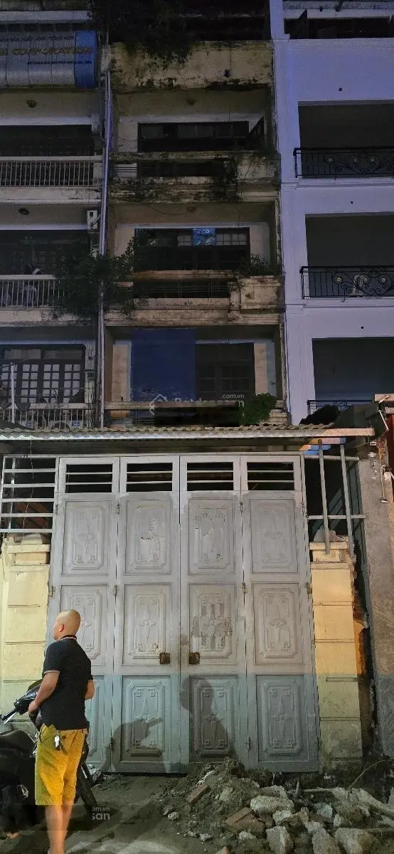 bán gấp nhà mặt phố kim đồng - dt :116m2 mặt tiền 4,2m đường rộng trên 30 m phong thuỷ đẹp .