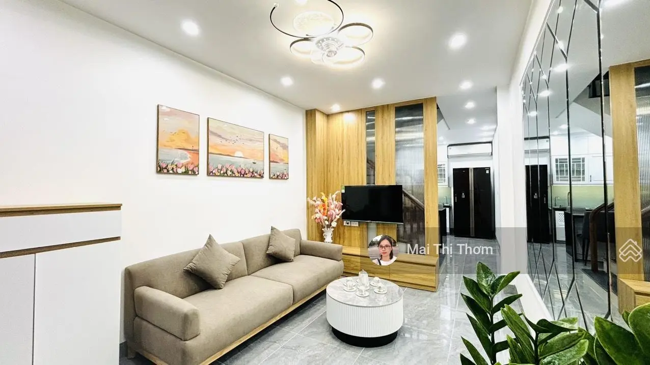 Chính chủ bán nhà Khương Trung-Thanh Xuân-32m-5 tầng-4 phòng ngủ- Full nội thất-6.2 tỷ0971 607 ***