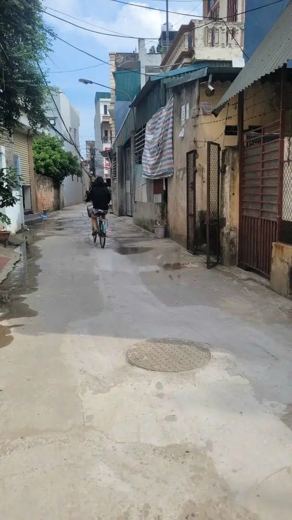 Cần bán gấp 74,8m2 đất đường thông ngõ ô tô phố Bình Lộc