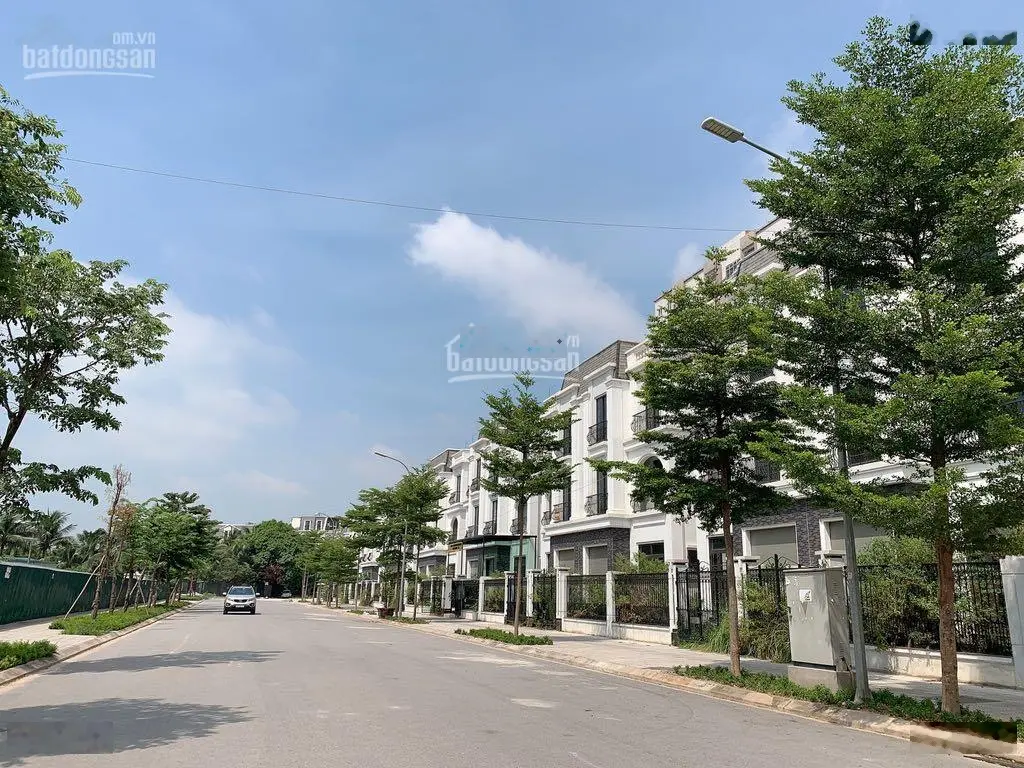 Bán shophouse đường 30m, 21m KĐT mới Đại Kim giá cực rẻ. LH: 0986.78.65.68