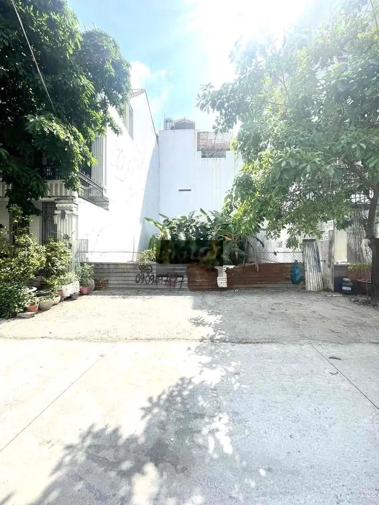 Bán đất 12 tỷ, diện tích 120m2 tại Phạm Văn Đồng, Phường Hiệp Bình Chánh. Sổ hồng riêng chính chủ