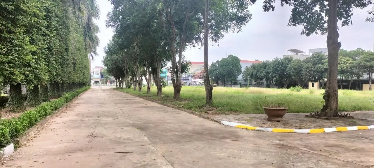 Bán nhà máy 28.000 m2, có sẵn xưởng cho thuê 450 triệu môt tháng, tại trung tâm Phú Xuyên, Hà Nội