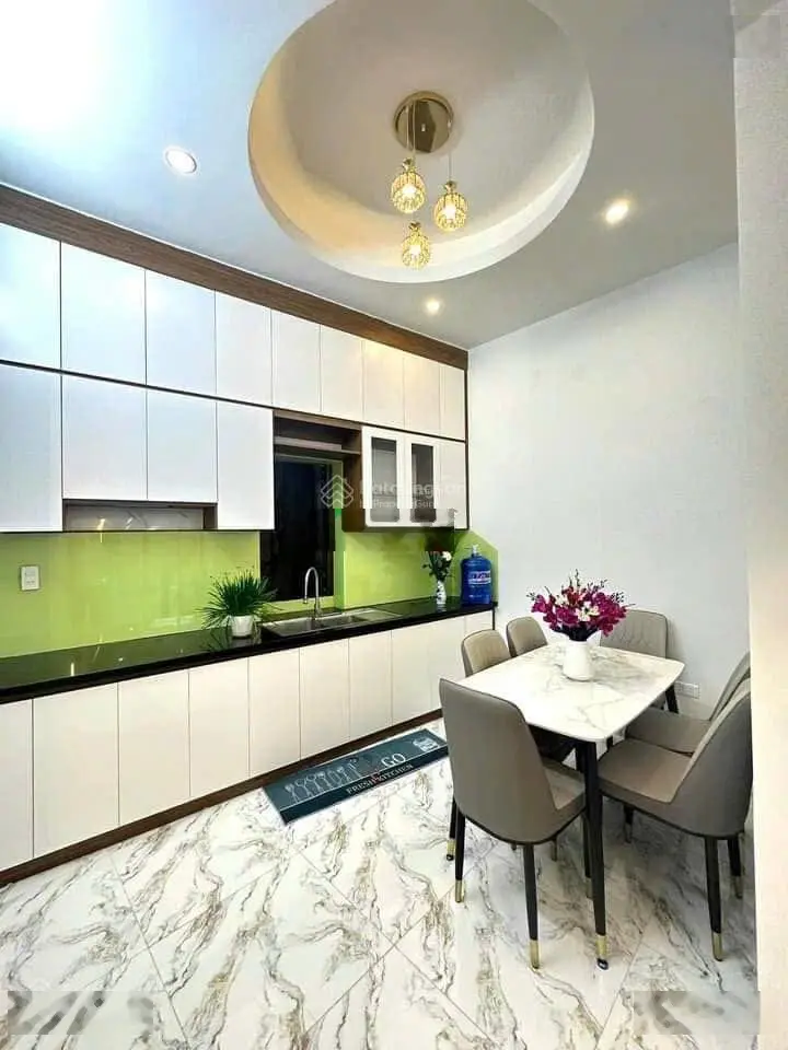 Căn nhà tại Đ.Nguyễn Đình Chiểu, Quận 3, 40m2 SHR 1T2L4PN siêu đẹp Chỉ Có 3,25 Tỷy. LH xem ngay
