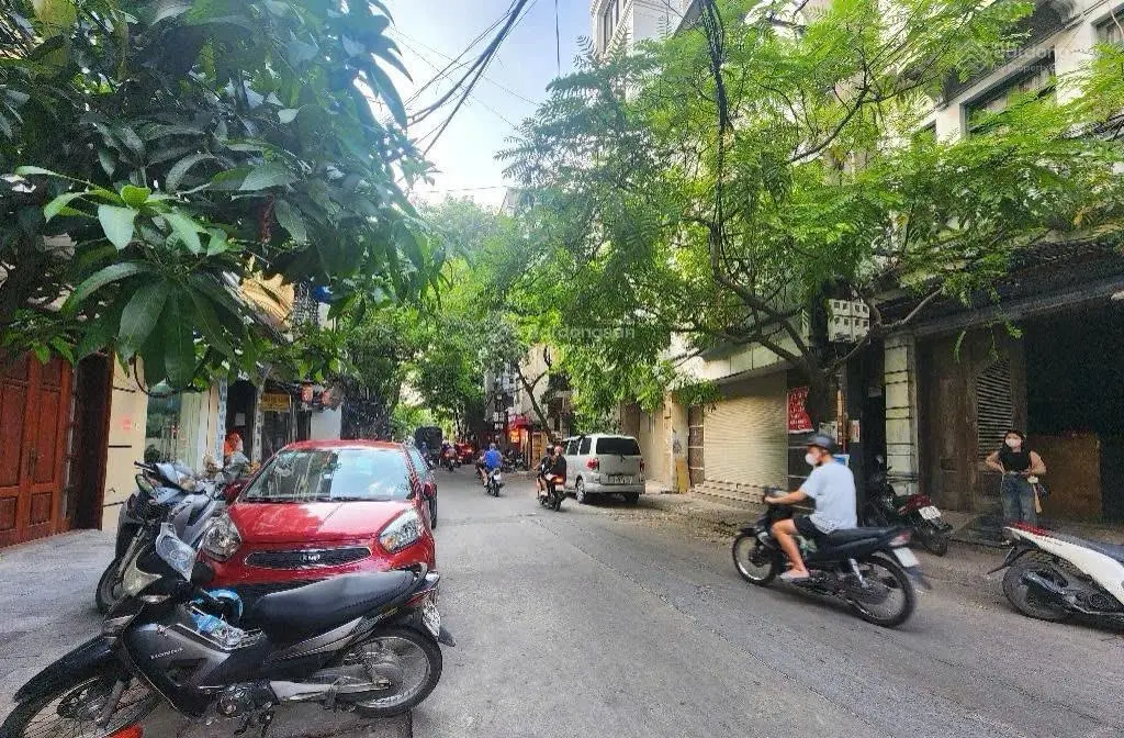 Bán nhà Bạch Đằng dãy chẵn cách 1 nhà ra phố quy hoạch mở đường nhà mình càng đẹp giá trị càng cao