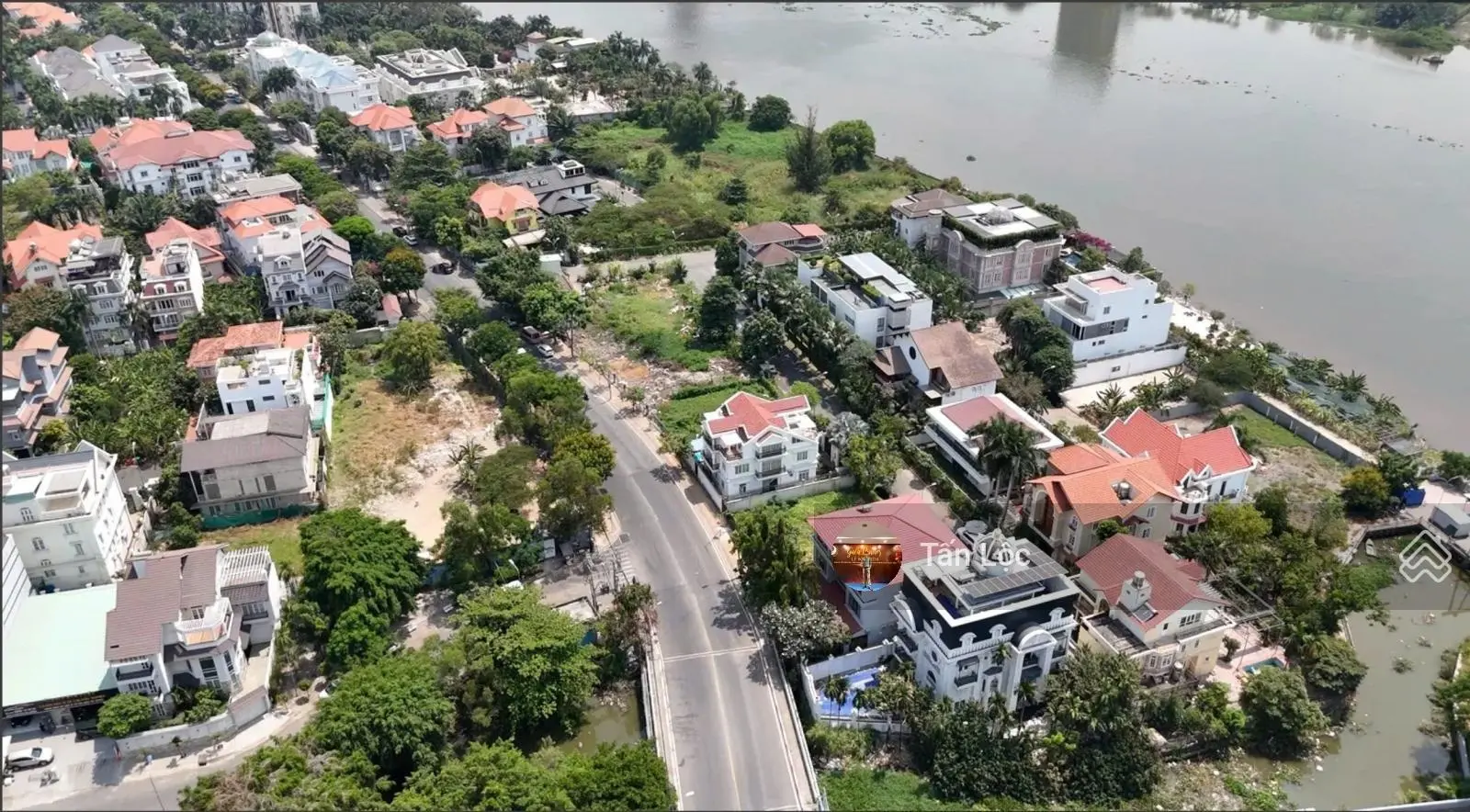 Siêu phẩm ngang 40m - 2 mặt tiền - compound ven sông Nguyễn Văn Hưởng XD hầm 3T ~1000m2 chỉ 209 tỷ