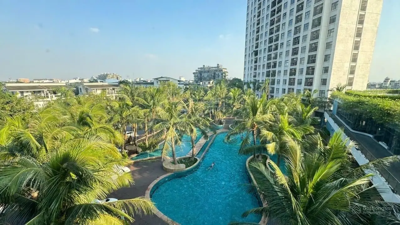 Căn hộ 2 phòng ngủ + 2WC Westbay Ecopark view bể bơi xanh mát, giá 2tỷ800 gần phố tiện ích Marina