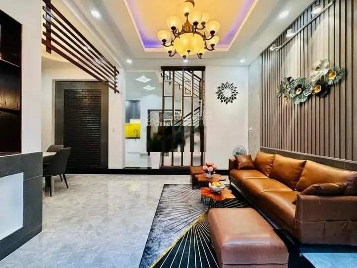Đầu tư sinh lời ngay nhà Hoàng Văn Thụ, P 2, Tân Bình, DT 56m2, đang thuê 18 tr, giá 3 tỷ 890, SHR