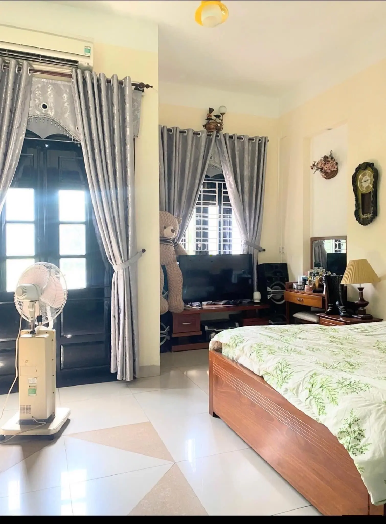 Gia đình bán nhà Thủ Khoa Huân, 167m2 ngang 6,3m, cách Nguyễn Văn Thoại 20m, giá hơn 13 tỷ