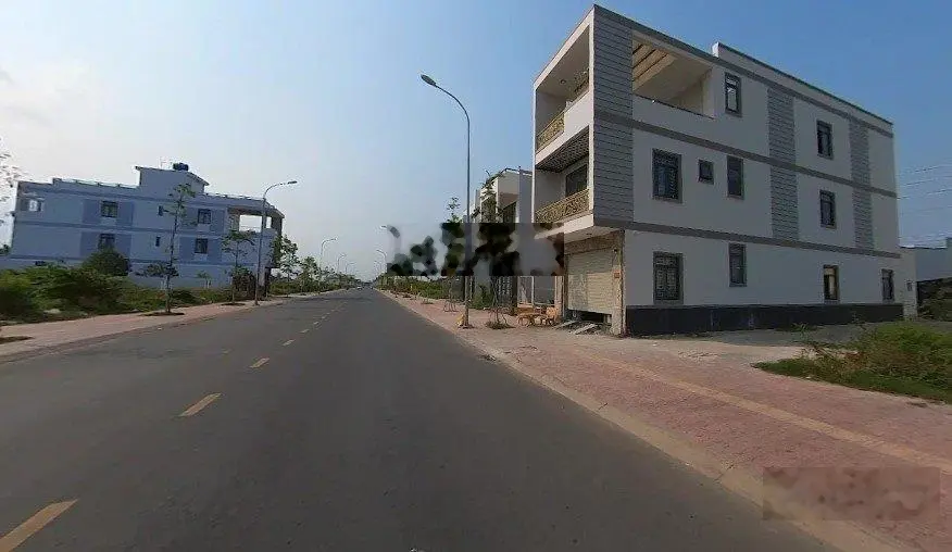 Kẹt tiền bán gấp lô đất 100m2 ở Bình Đại, Bến Tre GIÁ CHỈ 900TR/SHR/gần Trường THPT Lê Hoàng Chiếu