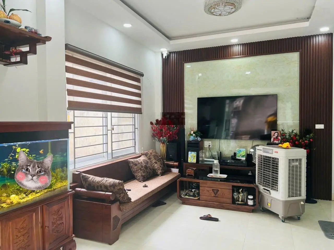Tổ 2 Yên Nghĩa, cách QL6 khoảng 100m .Chỉ hơn 4 tỷ, lô góc 34m 4T, Nhà đẹp, ở ngay .
