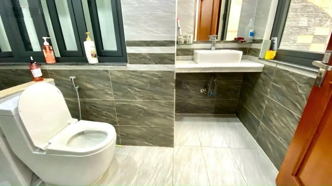 Biệt thự tân cổ điển gần chợ Dĩ An 1 và làng đại học quốc gia p. Đông Hòa BigC Go Tp. Dĩ An