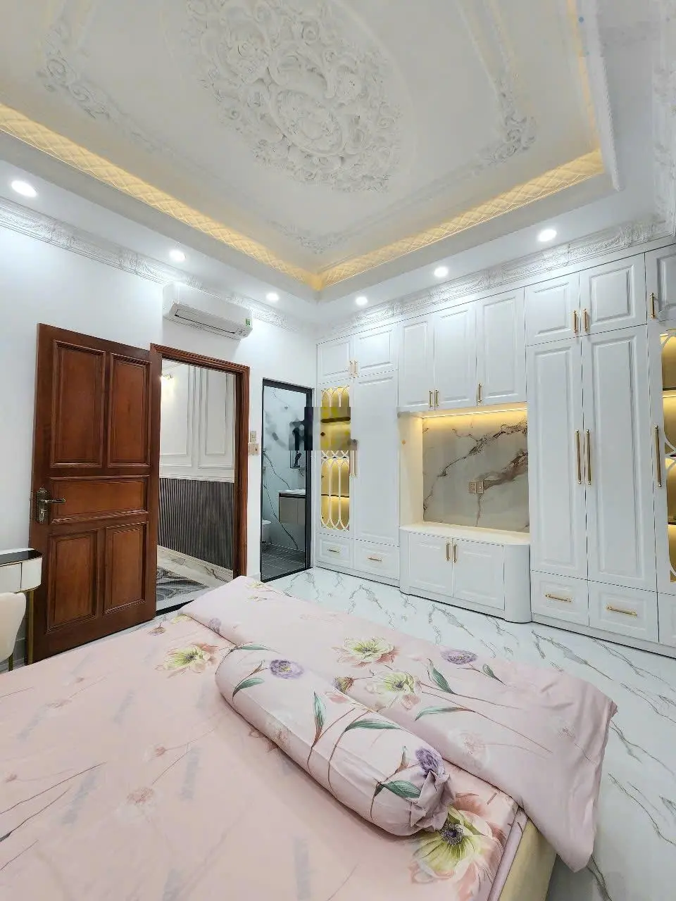 Bán nhà mới xây - tân cổ điển - xe hơi - Huỳnh Tấn Phát - thị trấn Nhà Bè