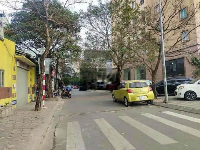 Bán 60m2 đất, mặt tiền 5m tại phố Nguyễn Văn Hưởng, Long Biên, Hà Nội