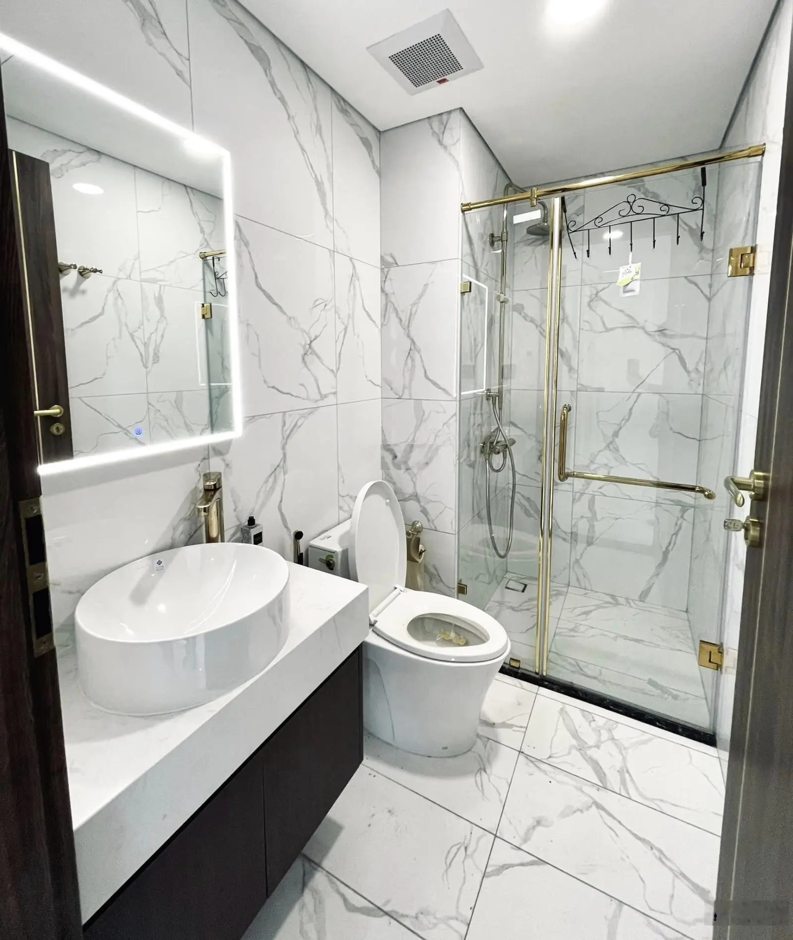 Cần bán nhanh căn hộ CC Lucky Palace Q6, 80m2, sổ, giá: 3,6 tỷ, LH: 0903 358 ***Hoà)