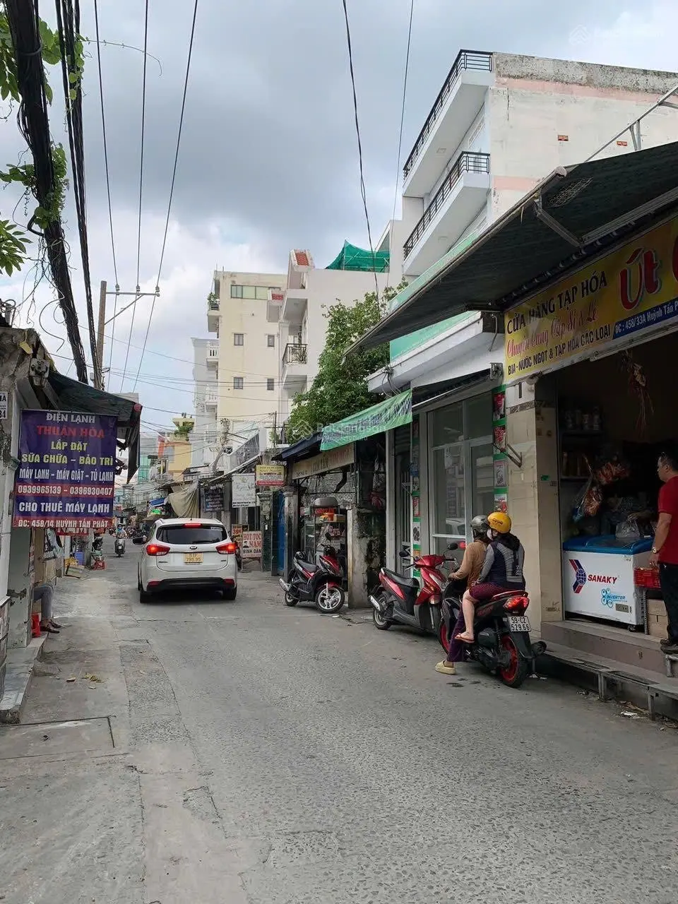 Bán nhà mặt tiền 9,6 Tỷ hẻm xe hơi 458 Huỳnh Tấn Phát ,Phường Bình Thuận ,4,2 x 17m (nở hậu 4,75m)